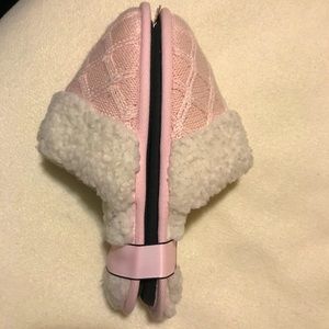 Victoria’s Secret cozy slippers. NWT